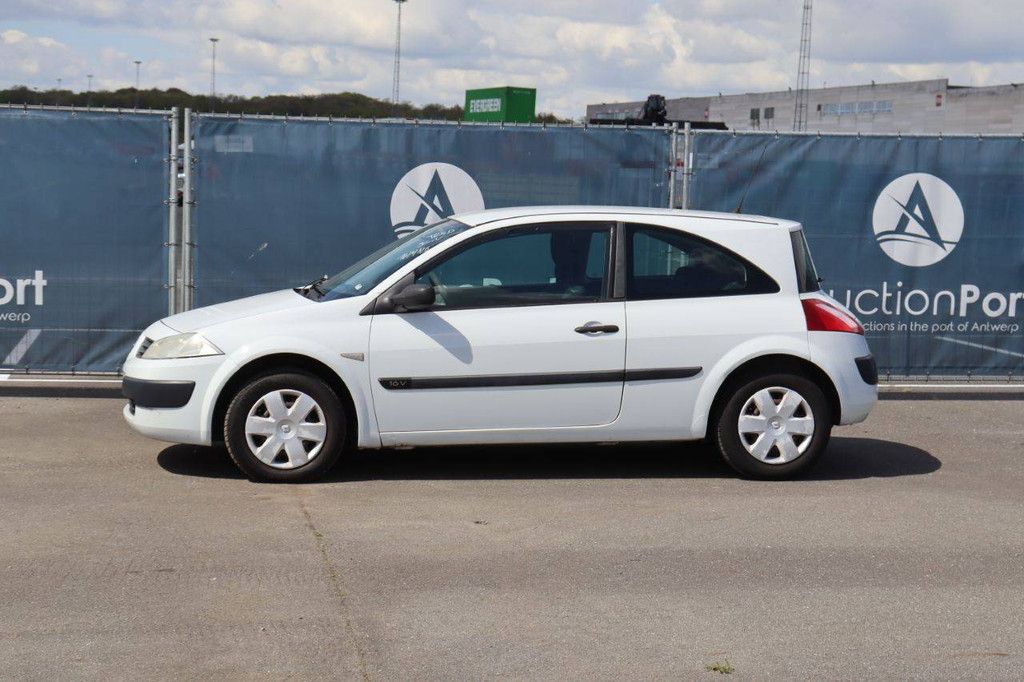 Passenger car Renault Mégane Petrol 98hp 2005 (Margin)