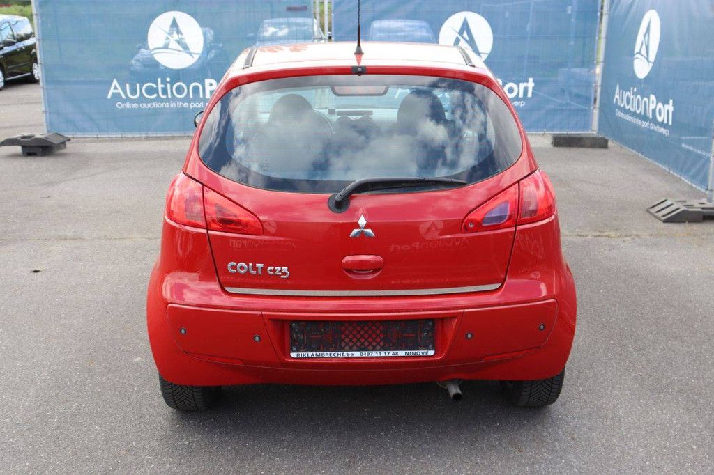 Mitsubishi Colt Benziner 75 PS Pkw 2006 (Margin)