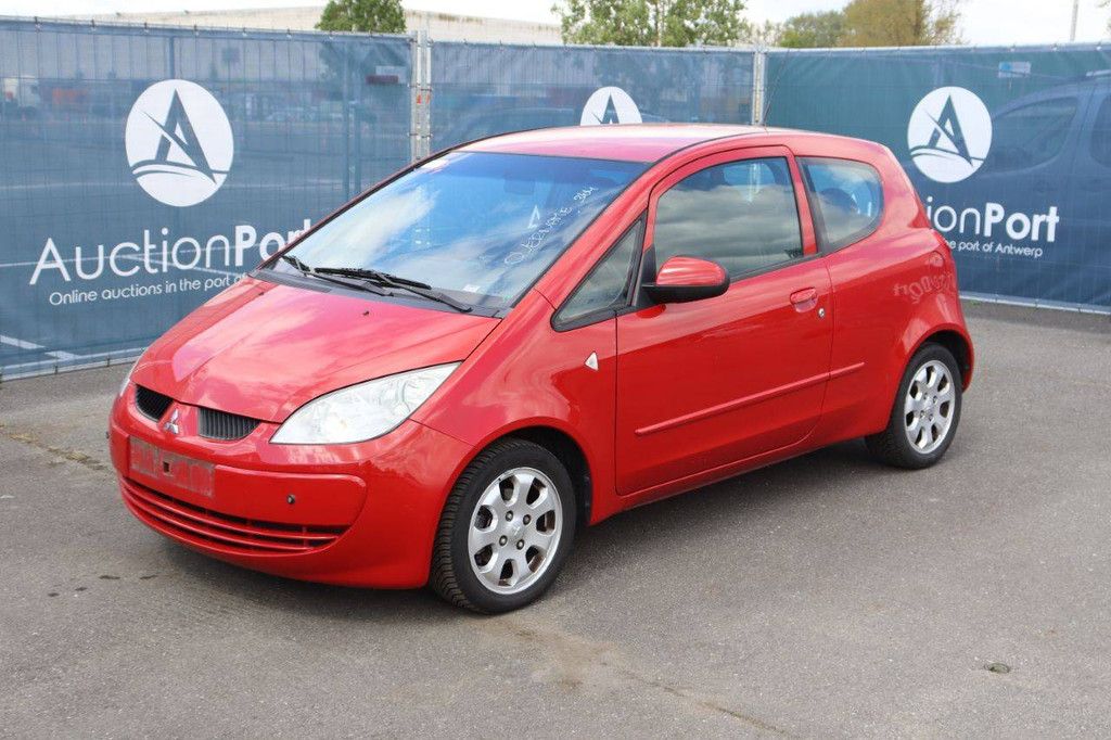 Mitsubishi Colt Benziner 75 PS Pkw 2006 (Margin)