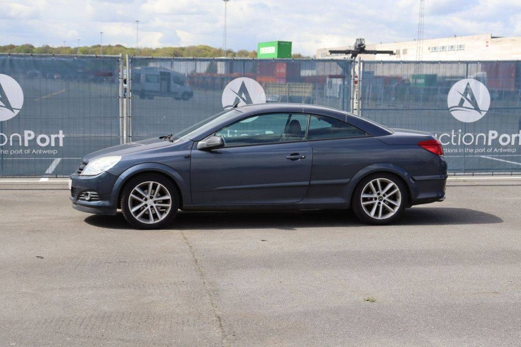 Opel Astra Cabriolet, Benzin, 90 PS, Baujahr 2007 (Margin)