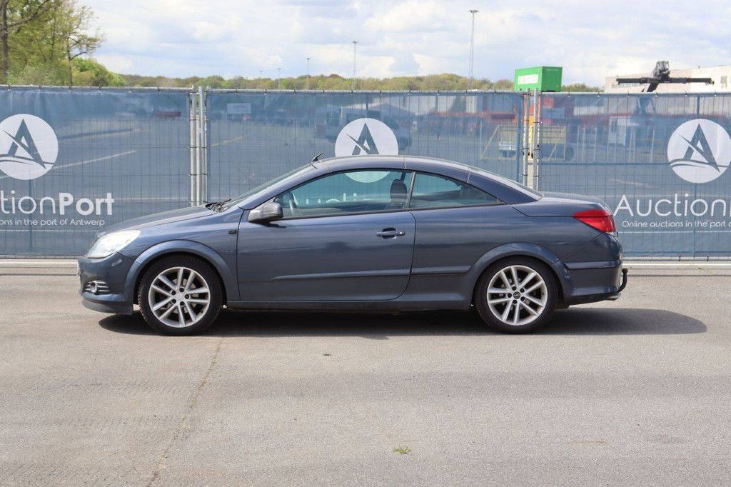 Opel Astra Cabriolet, Benzin, 90 PS, Baujahr 2007 (Margin)