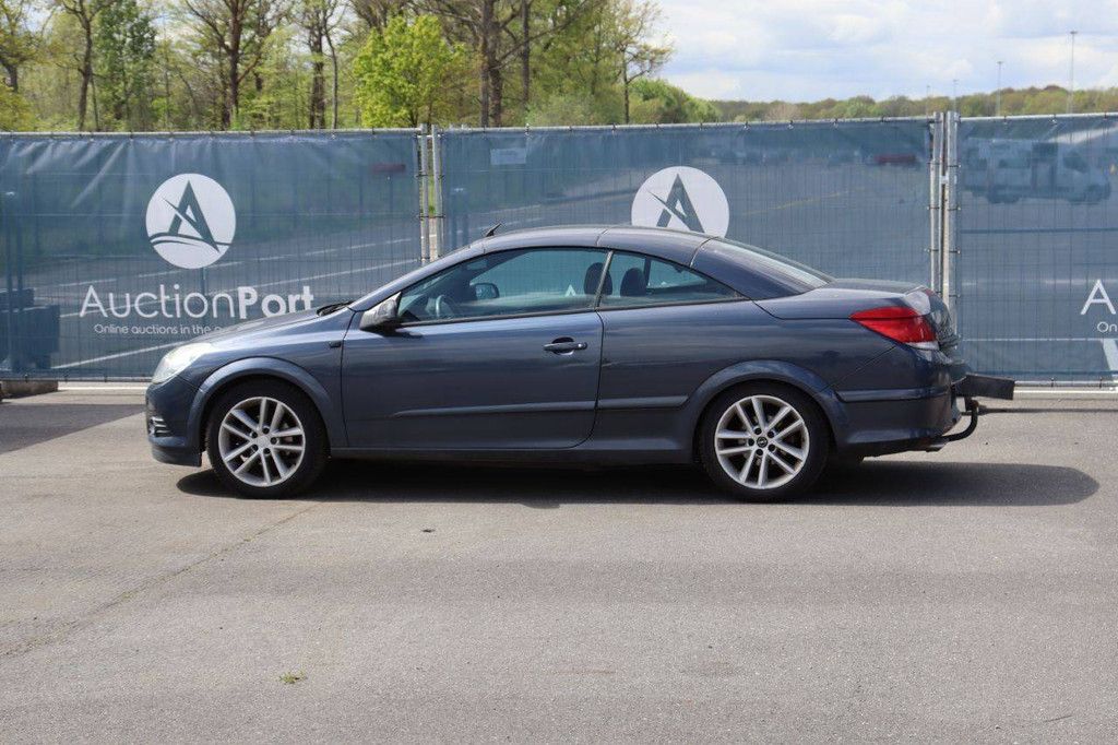 Opel Astra Cabriolet, Benzin, 90 PS, Baujahr 2007 (Margin)