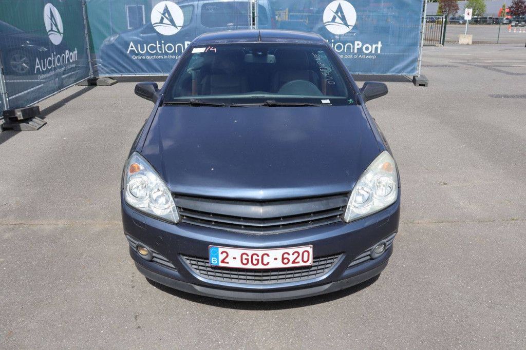Opel Astra Cabriolet, Benzin, 90 PS, Baujahr 2007 (Margin)