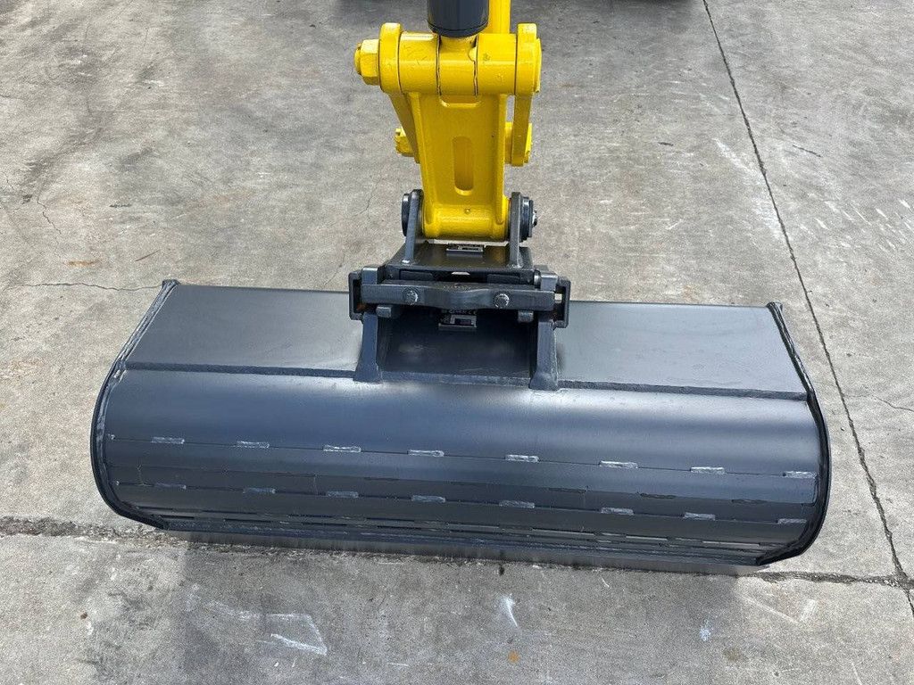 Midi excavator Wacker Neuson 6003 Diesel 2017