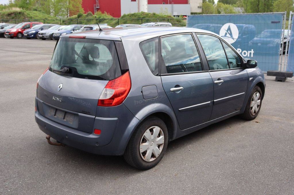 Passenger car Renault Scenic Diesel 85hp 2009 (Margin)