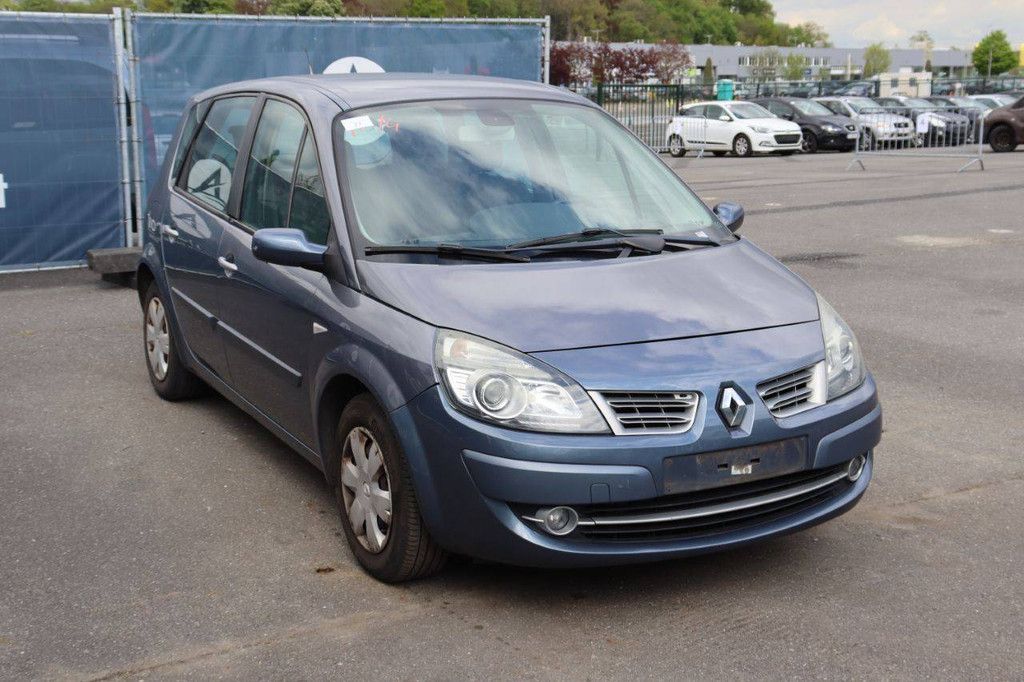 Passenger car Renault Scenic Diesel 85hp 2009 (Margin)
