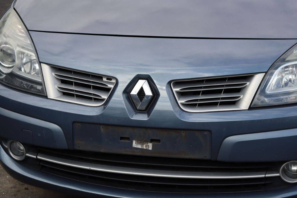 Passenger car Renault Scenic Diesel 85hp 2009 (Margin)