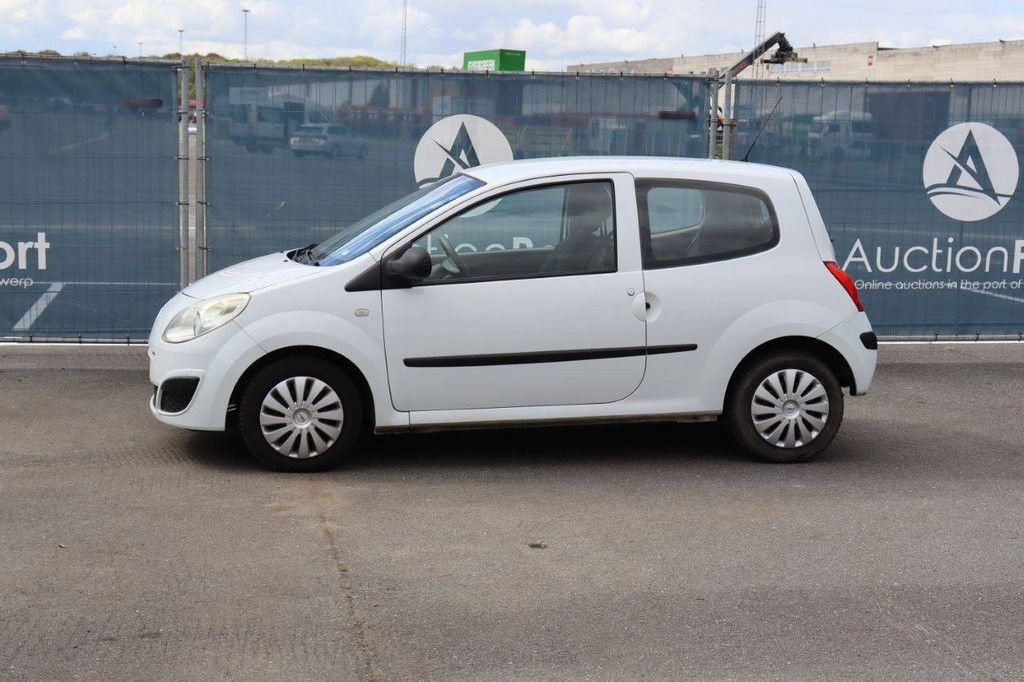 Passenger car Renault Twingo Petrol 59hp 2008 (Margin)