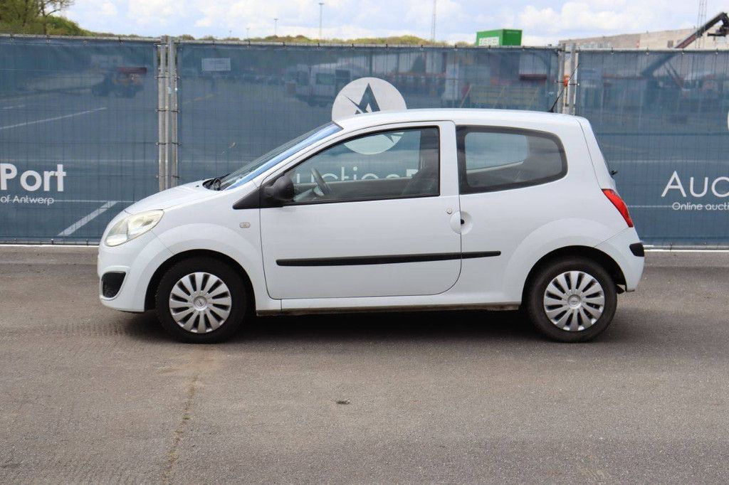 Passenger car Renault Twingo Petrol 59hp 2008 (Margin)