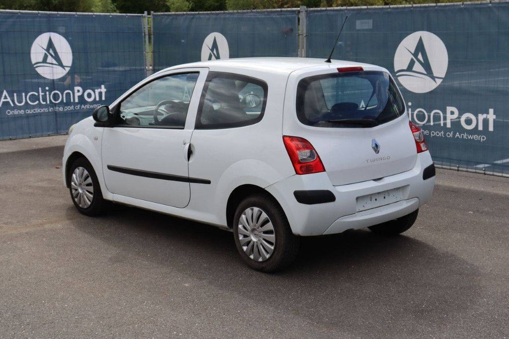 Passenger car Renault Twingo Petrol 59hp 2008 (Margin)