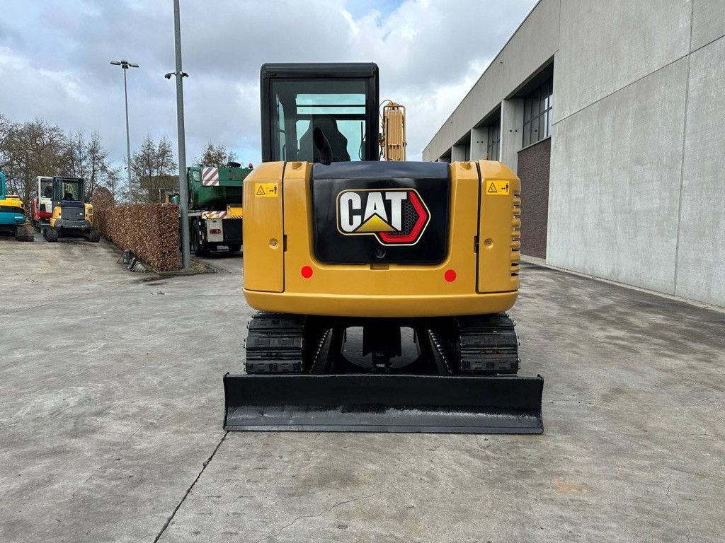 Midi excavator Caterpillar 305.5E2 Diesel 2015