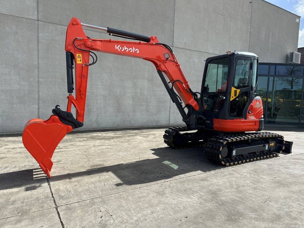 Midi-Bagger Kubota KX155-3SZ Diesel 2012