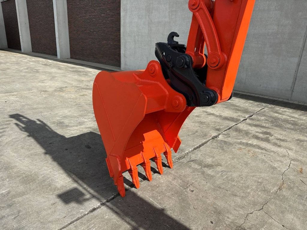 Midi-Bagger Kubota KX155-3SZ Diesel 2012