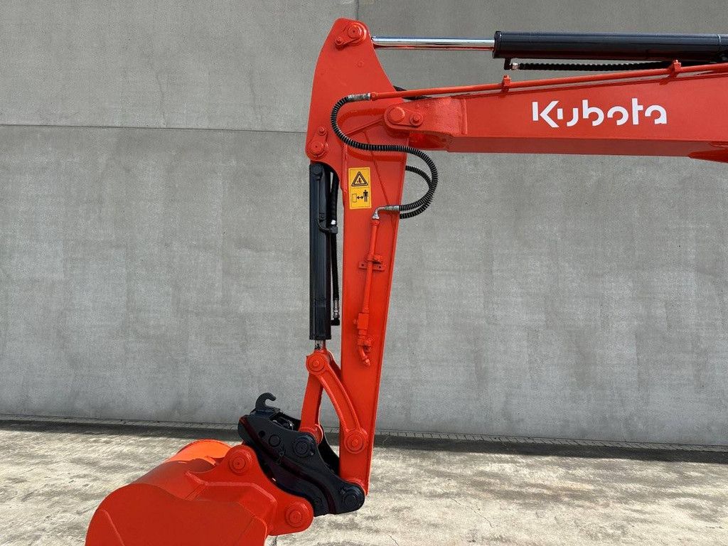 Midi-Bagger Kubota KX155-3SZ Diesel 2012