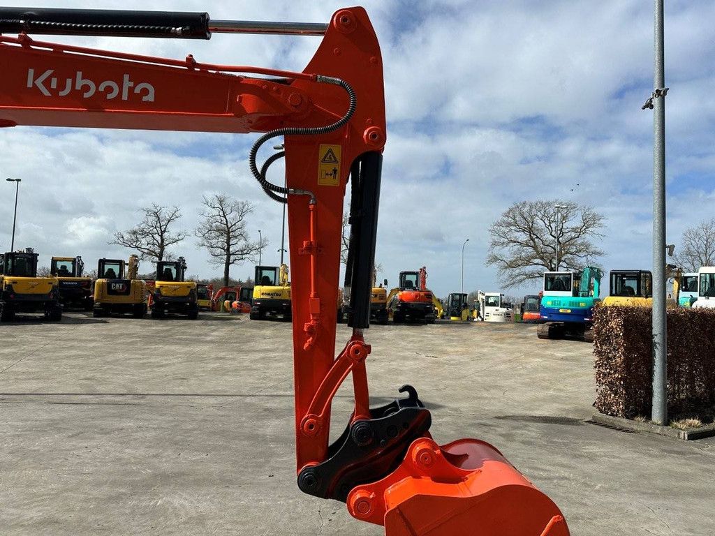Midi-Bagger Kubota KX155-3SZ Diesel 2012