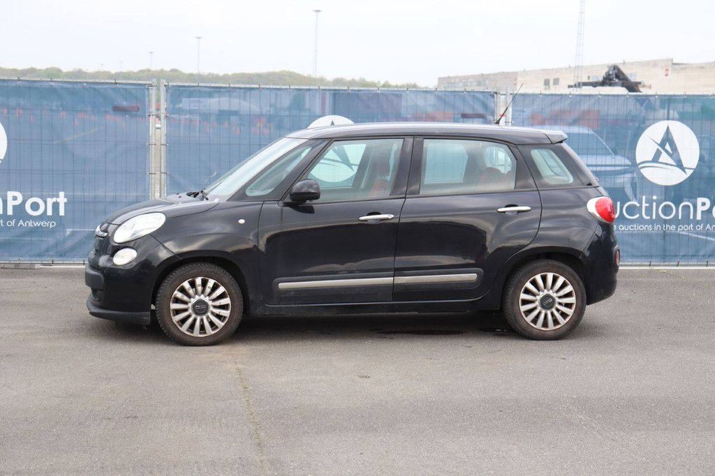 Passenger car Fiat 500 Petrol 95hp 2012 (Margin)