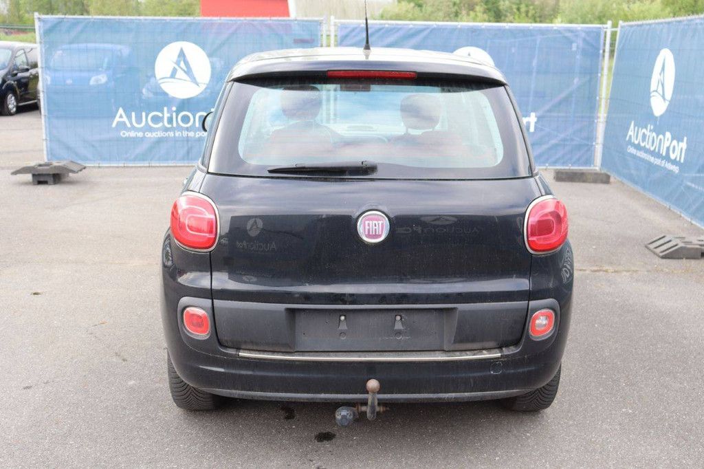 Passenger car Fiat 500 Petrol 95hp 2012 (Margin)