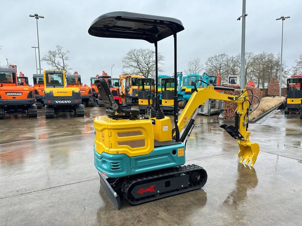 Machpro MP-15 Petrol Mini Excavator 2025