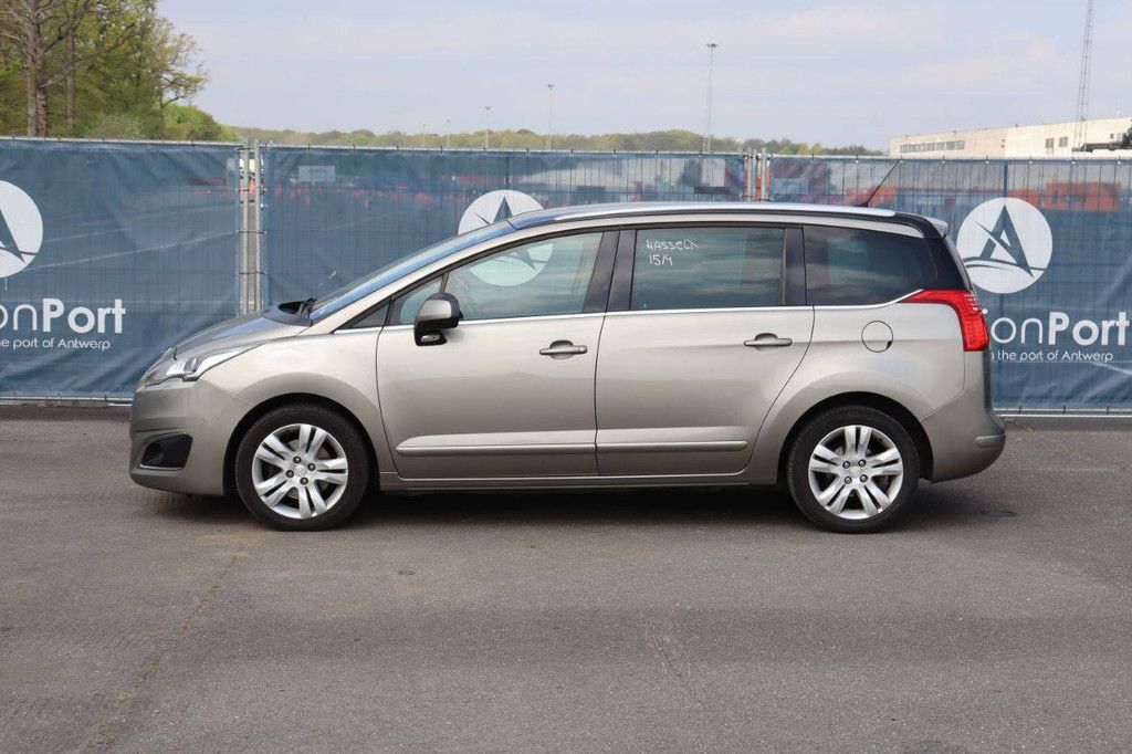 SUV Peugeot 5008 Diesel 120hp 2016 (Margin)