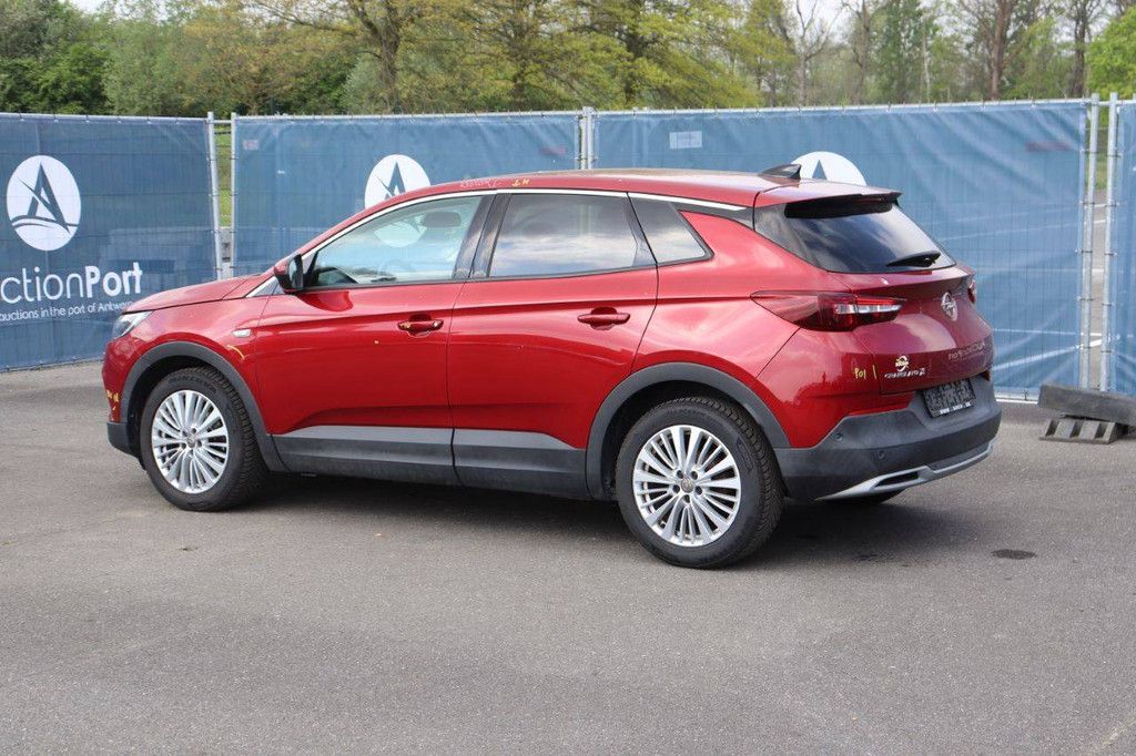 SUV Opel Grandland Petrol 130hp 2018 (Margin)