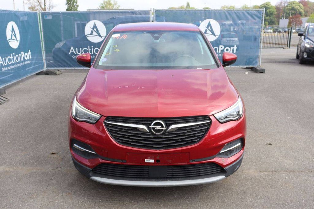 SUV Opel Grandland Petrol 130hp 2018 (Margin)