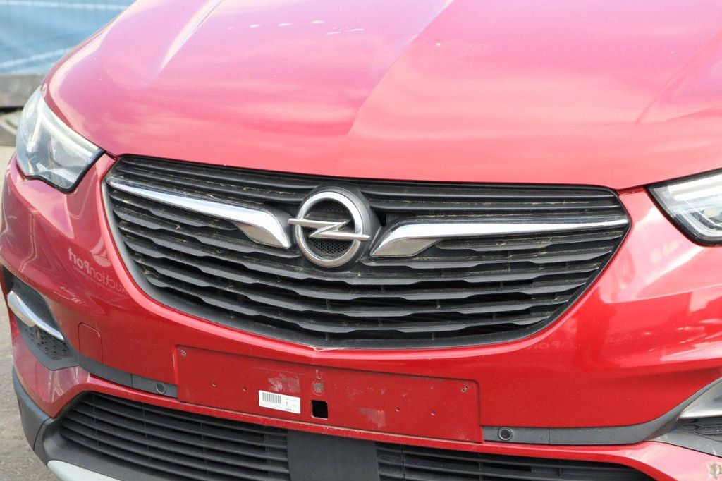 SUV Opel Grandland Petrol 130hp 2018 (Margin)