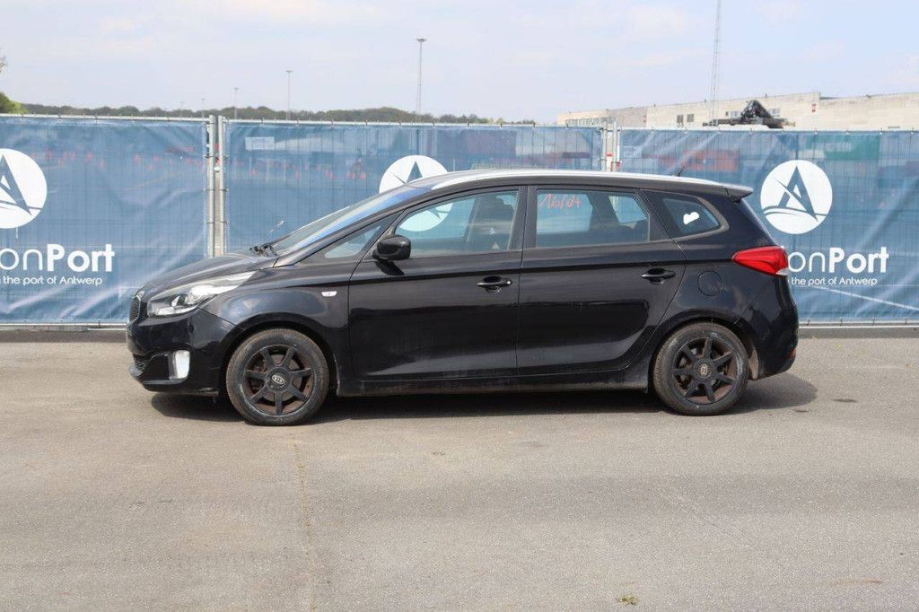 Passenger car Kia Carens Diesel 115hp 2015 (Margin)