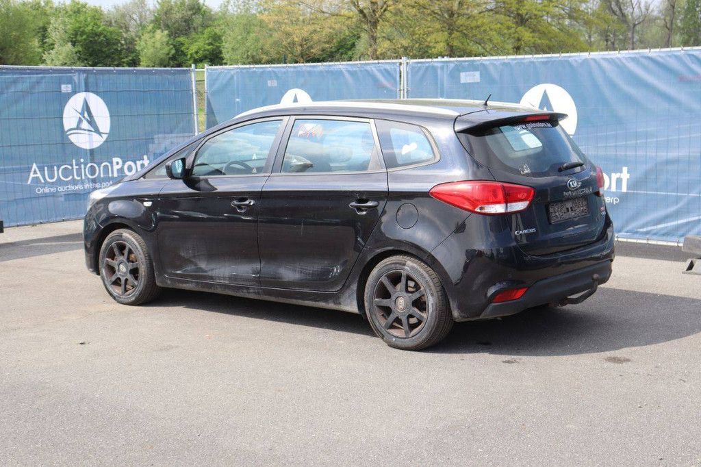 Passenger car Kia Carens Diesel 115hp 2015 (Margin)