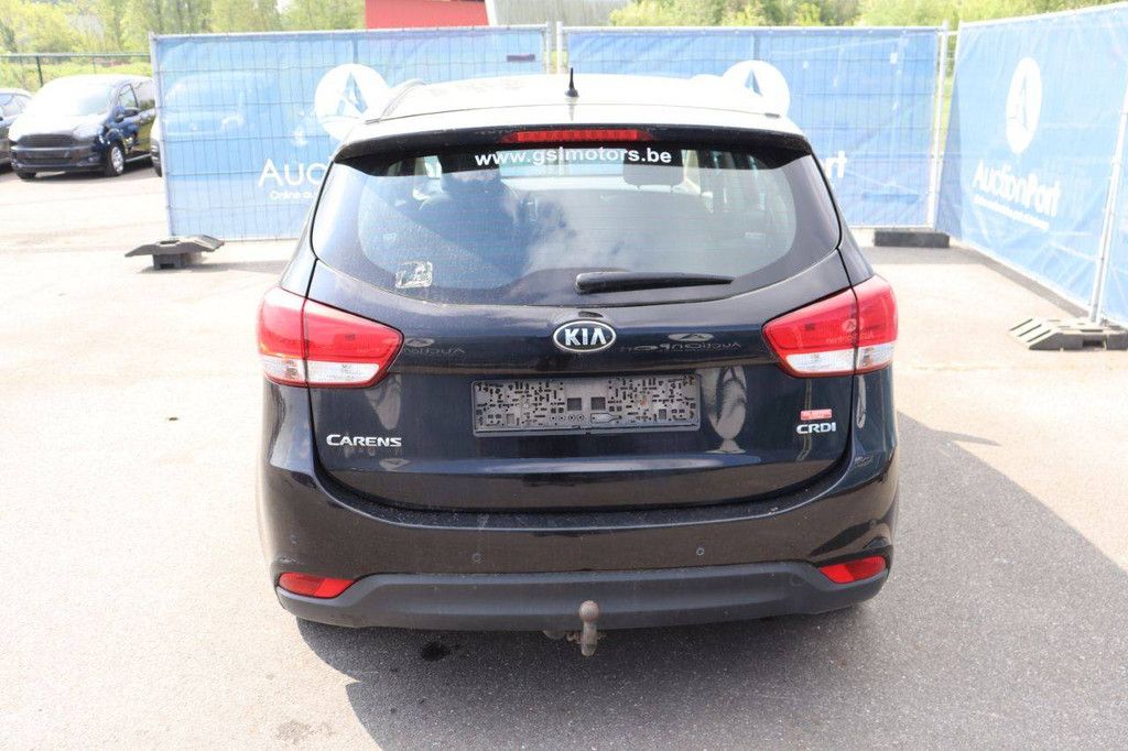 Passenger car Kia Carens Diesel 115hp 2015 (Margin)