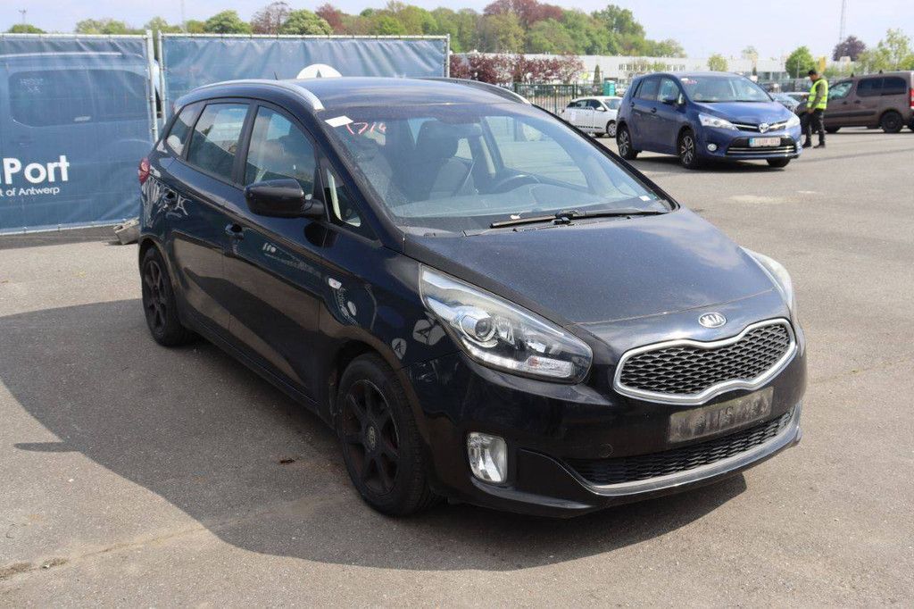 Passenger car Kia Carens Diesel 115hp 2015 (Margin)