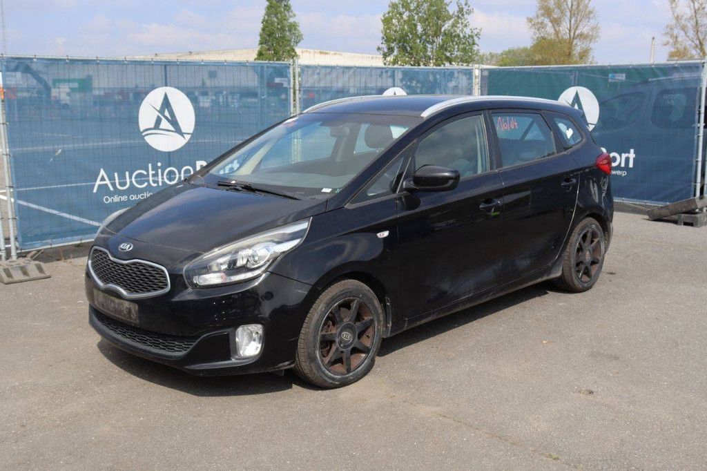 Passenger car Kia Carens Diesel 115hp 2015 (Margin)