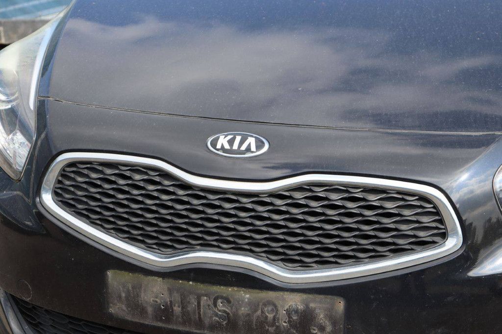 Passenger car Kia Carens Diesel 115hp 2015 (Margin)