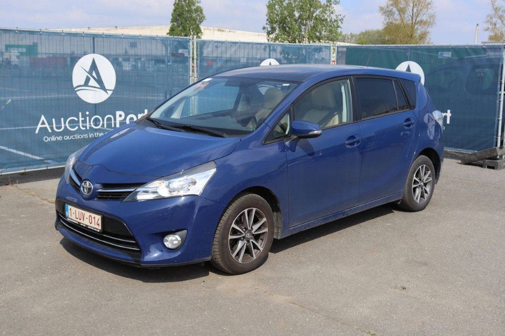 Personenauto Toyota Verso Benzine 147pk 2014 (Marge)