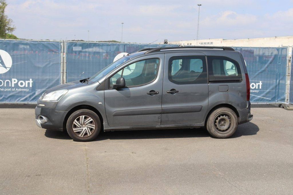 Passenger car Citroën Berlingo Diesel 74hp 2014 (Margin)