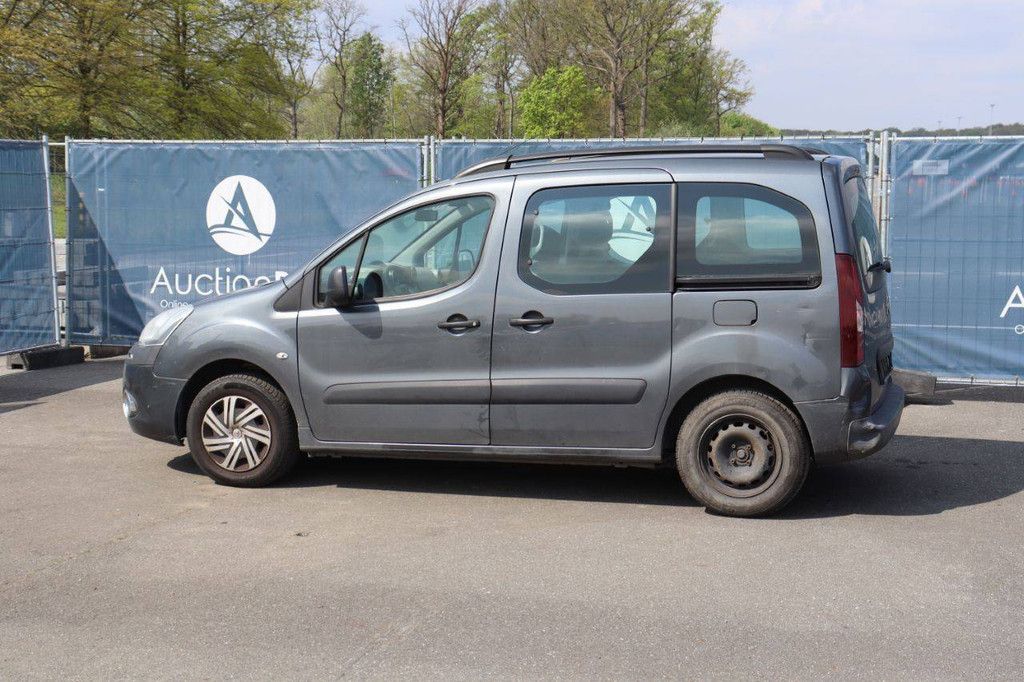 Passenger car Citroën Berlingo Diesel 74hp 2014 (Margin)