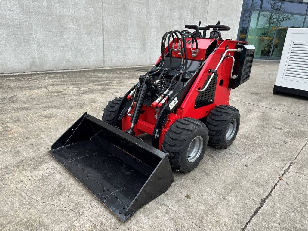 Mini Skid Steer Loader JPC HT320 Petrol 2025