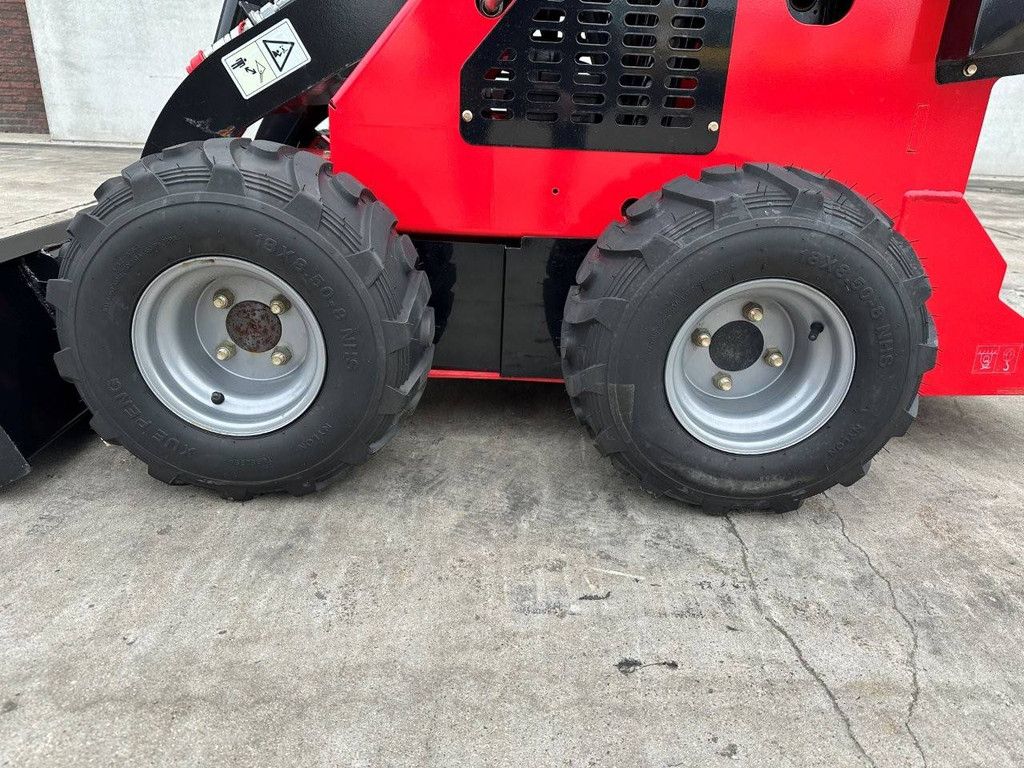 Mini Skid Steer Loader JPC HT320 Petrol 2025