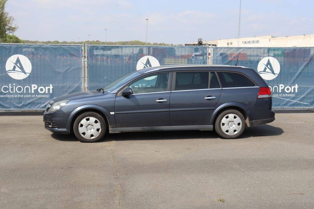 Passenger car Opel Vectra Diesel 150hp 2008 (Margin)