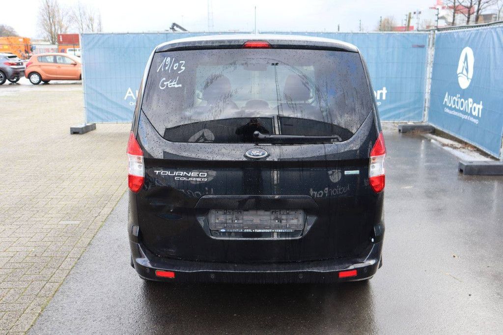 Passenger car Ford Tourneo Petrol 100hp 2017 (Margin)