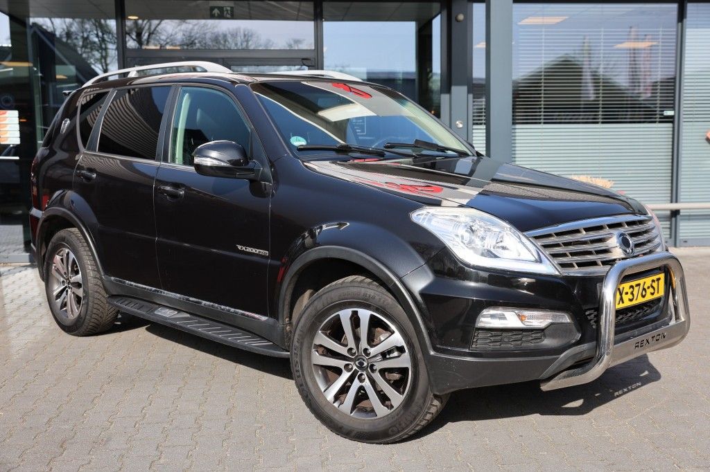 Ssangyong Rexton RX 200 E-XDI QUARTZ A/T VAN MARGE