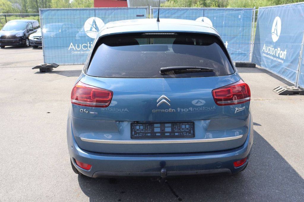 Passenger car Citroën C4 Diesel 115hp 2016 (Margin)