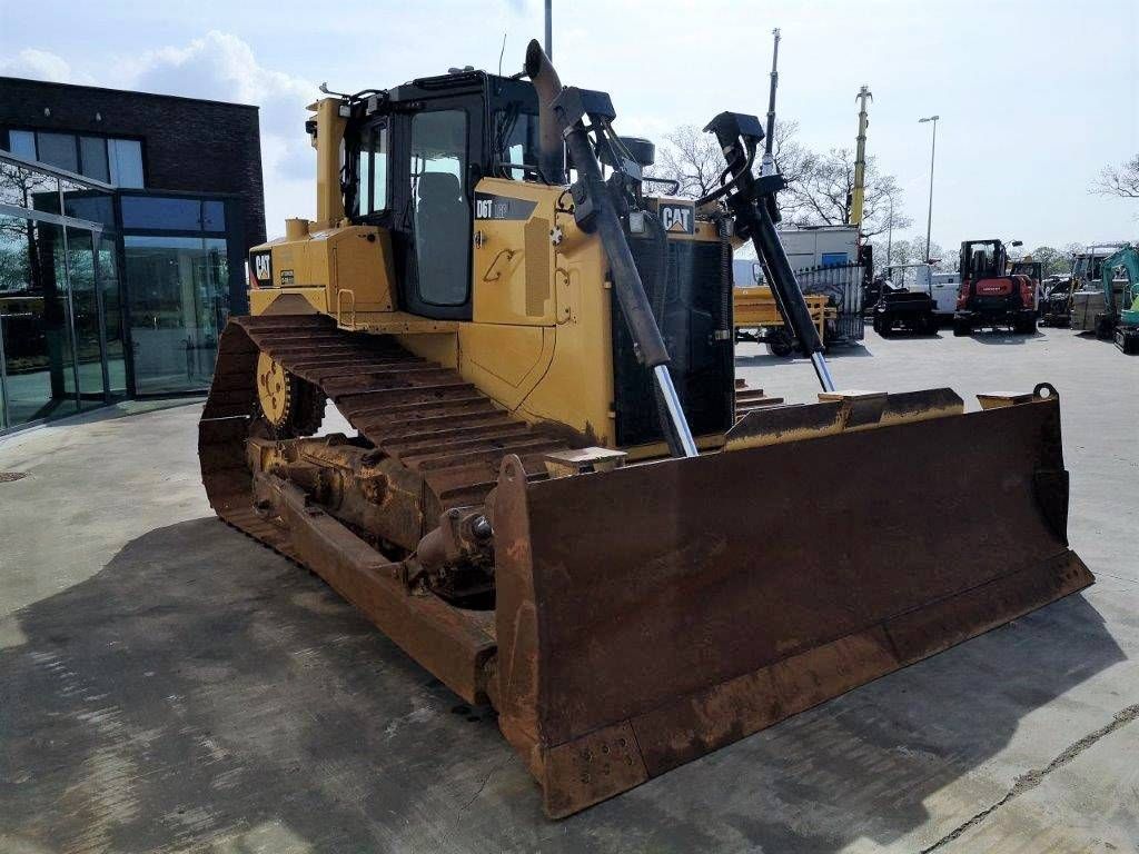 Caterpillar D6T LGP Diesel Crawler Excavator 2015