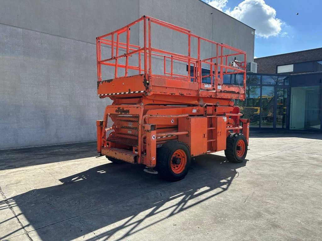 Skyjack SJ-8841 Aerial Work Platform