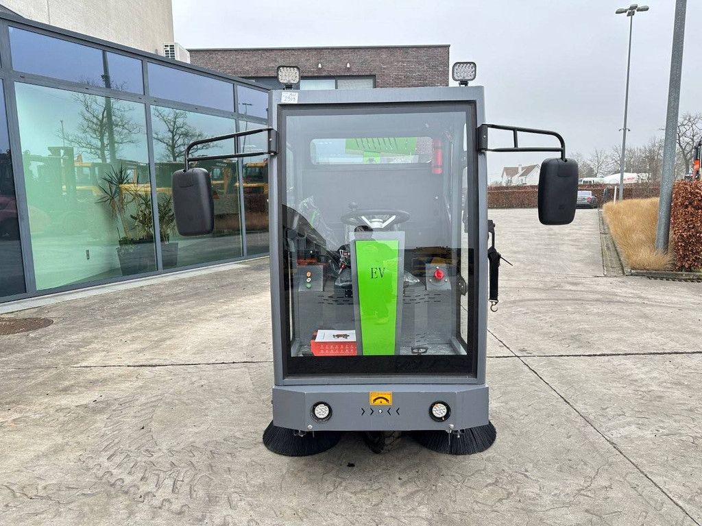 Starvox D19 Electric Sweeper 2025