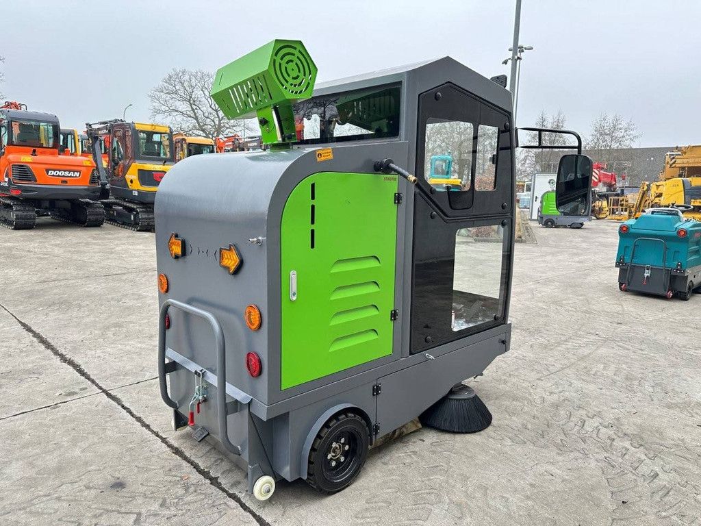 Starvox D19 Electric Sweeper 2025