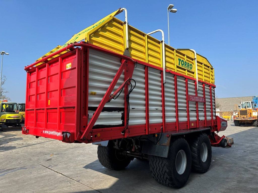 Loading Silage Wagon Pottinger Torro 5100L 2007
