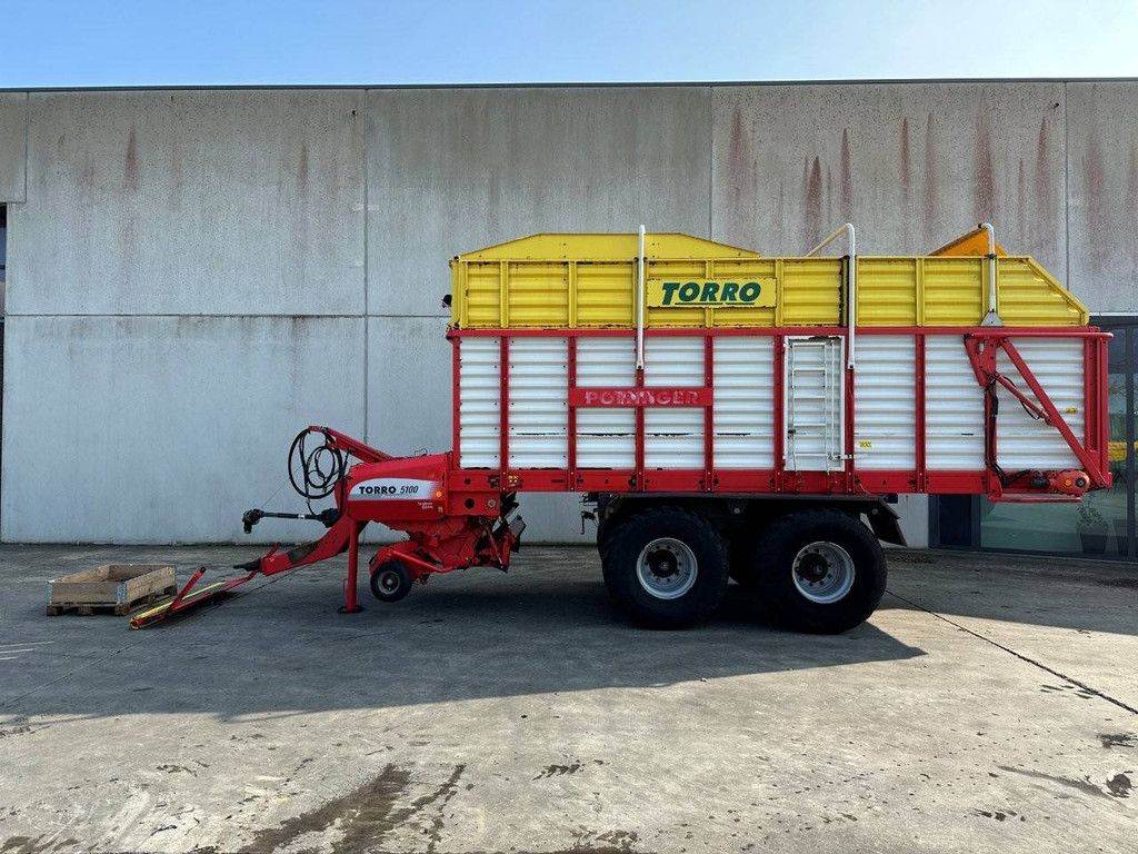 Loading Silage Wagon Pottinger Torro 5100L 2007