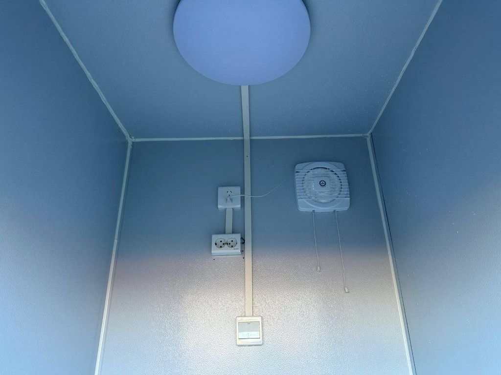 Double Toilet Cabin