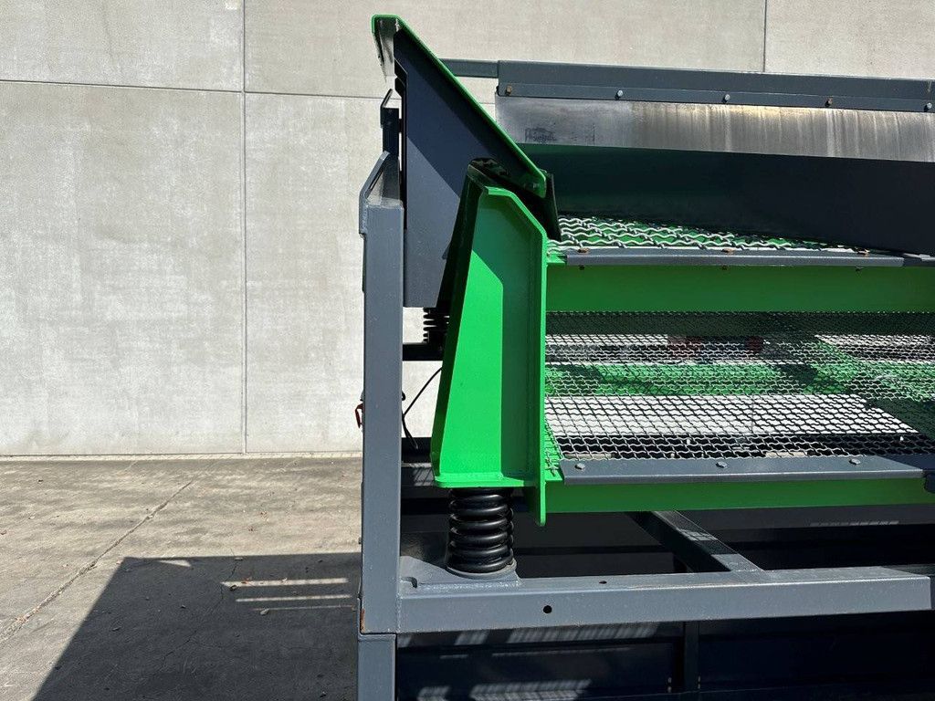 Screening machine OKG GF 150-2 2025