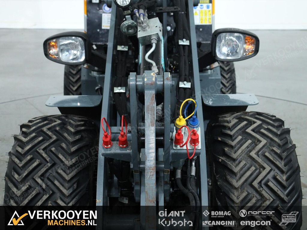 2023 Giant G2300 X-tra HD VV1425